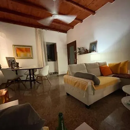 Bella Vista Sant Orsula 2 Bedroom View Terrace Historic Center Spacious Apartment