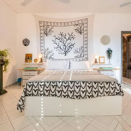 Apartamento Bella Vista Sant Orsula 2 Bedroom View Terrace Historic Center Spacious Termini Imerese