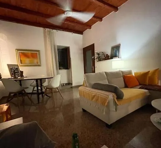Bella Vista Sant Orsula 2 Bedroom View Terrace Historic Center Spacious Appartement