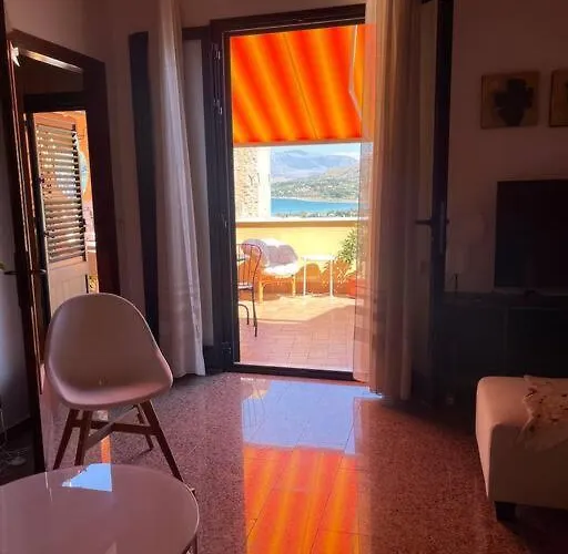 Bella Vista Sant Orsula 2 Bedroom View Terrace Historic Center Spacious Termini Imerese